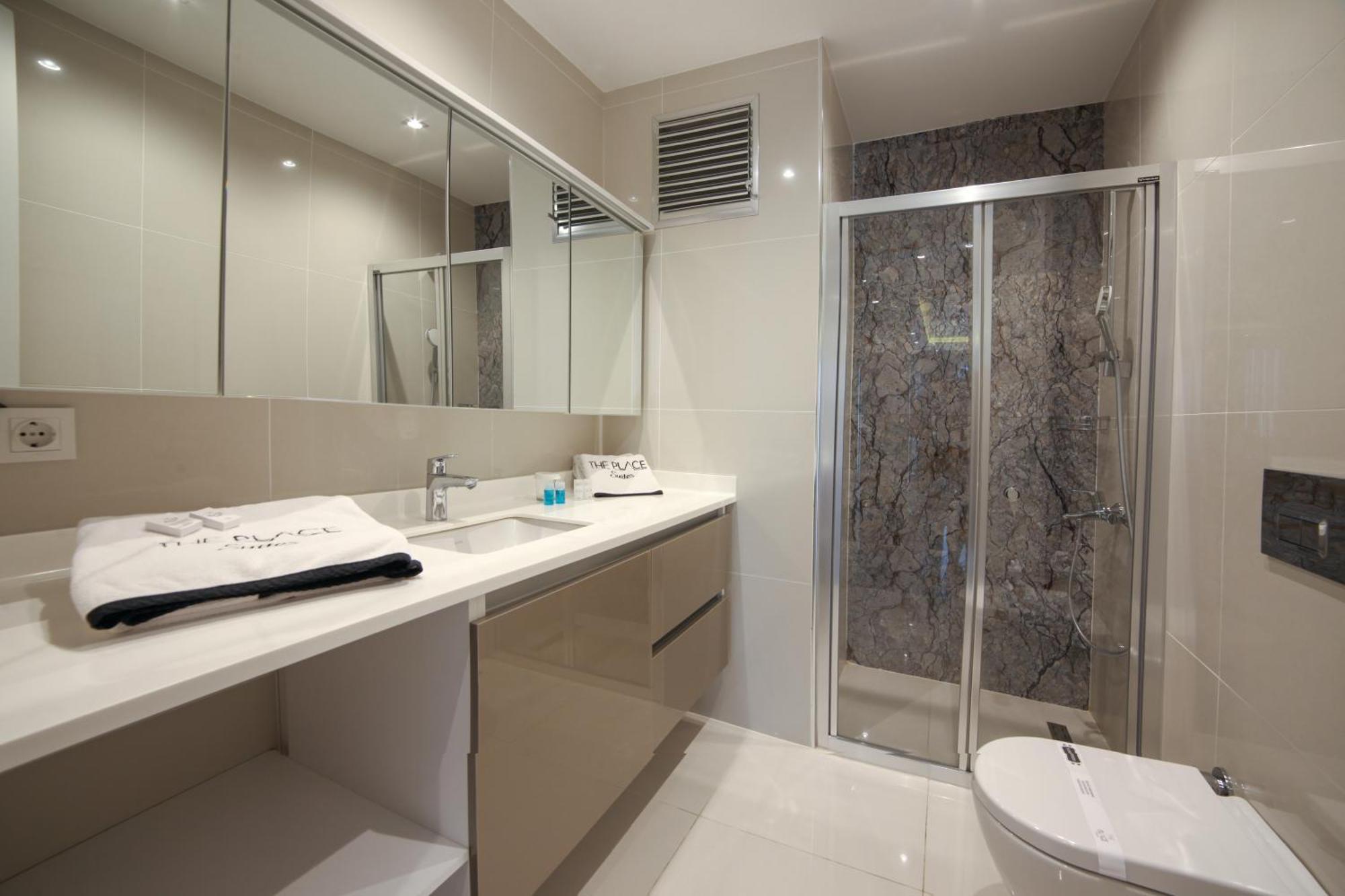 Atasehir The Place Suites Provincia di Provincia di Istanbul Esterno foto